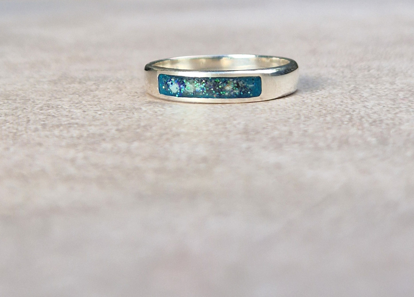 Isla - Half Channel Ring