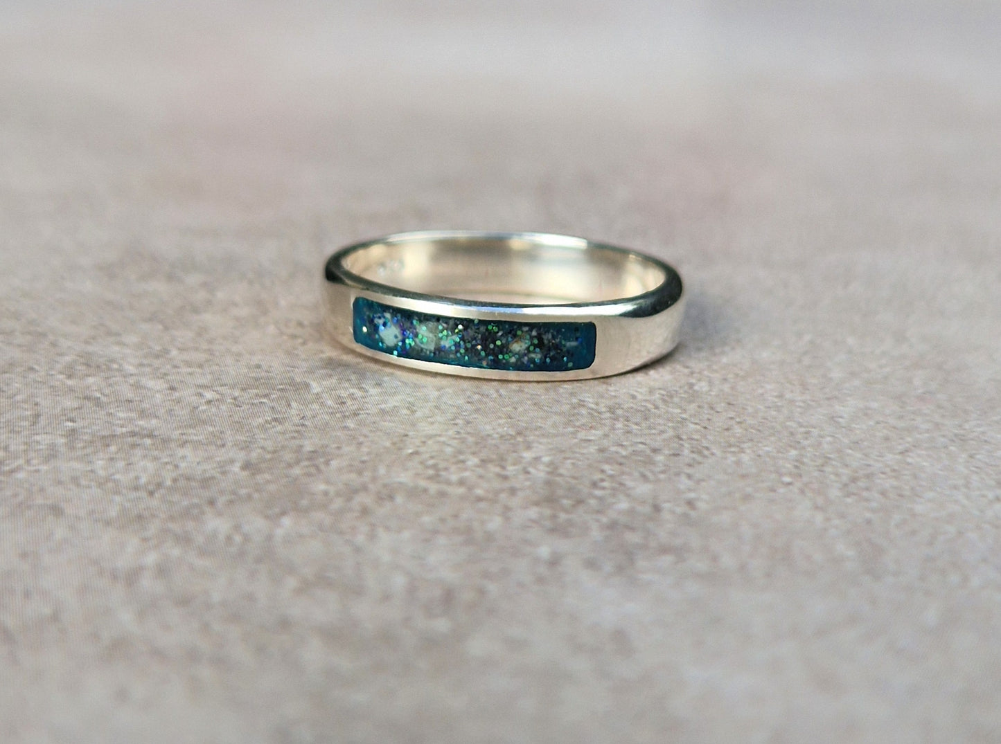 Isla - Half Channel Ring