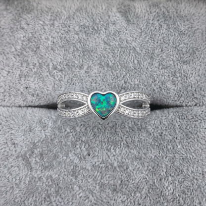 Daisy - Heart & Gems Ring