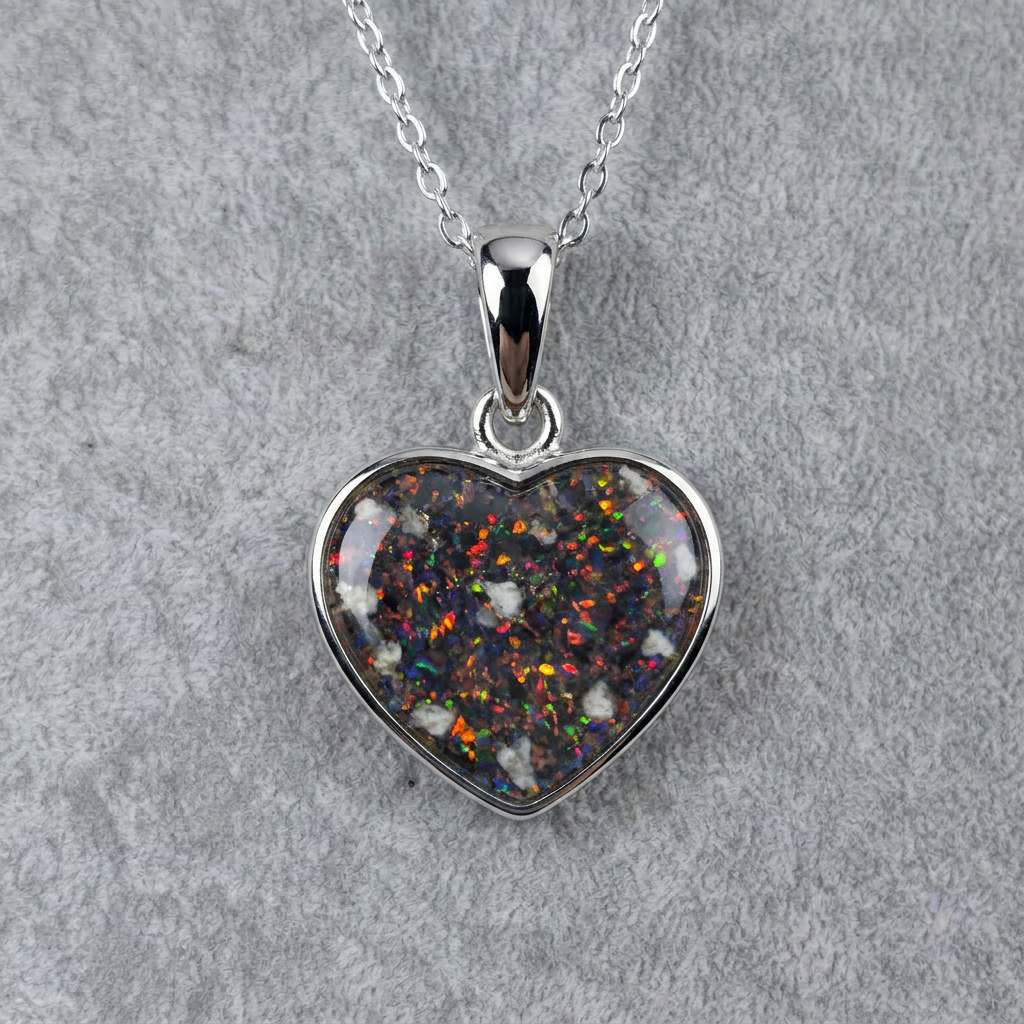Nereida - Keepsake Heart Necklace