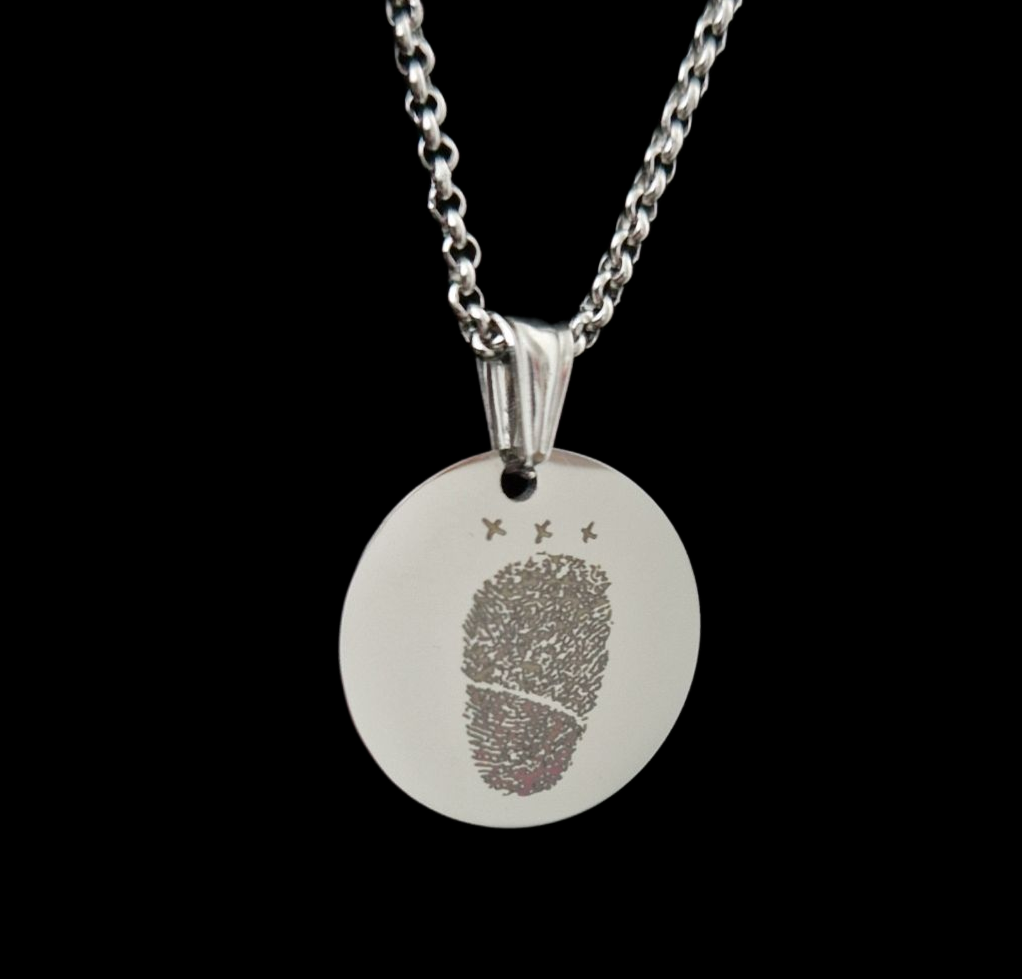 Carmela - Round Fingerprint Necklace